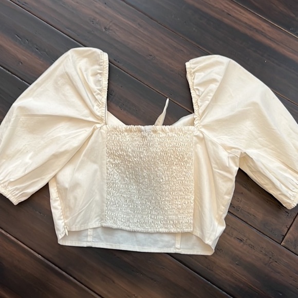 Vero Moda 2/4 Woven Organic Cotton Crop Top - Picture 4 of 6